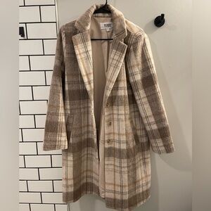 BB Dakota Plaid Teddy Jacket in Cream and Brown